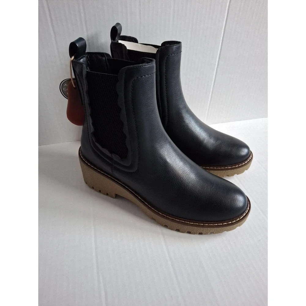 Mia Womens Kellen Lug Sole Chelsea Booties Black Size 6